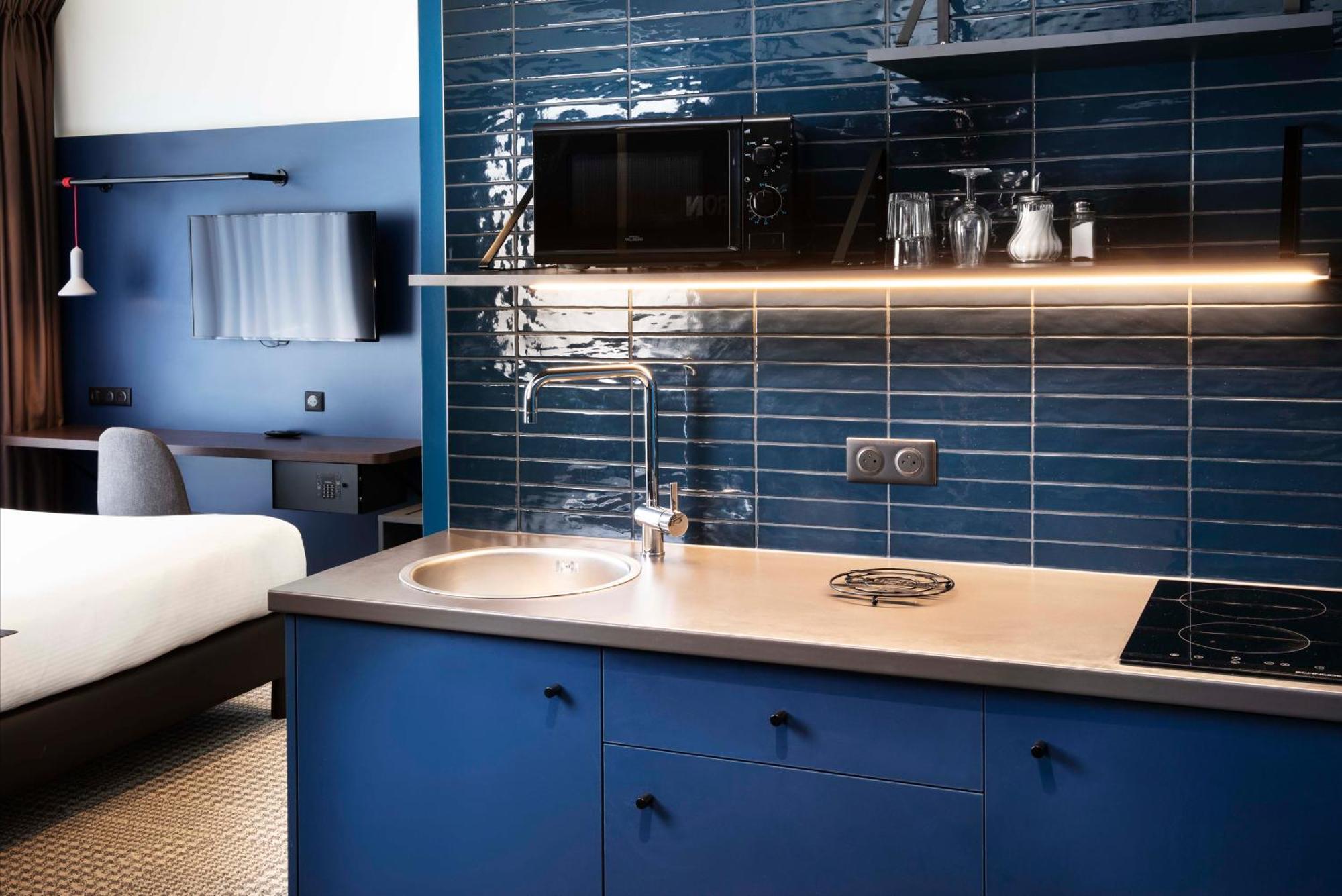 Hotel Le Bugatti Molsheim Bagian luar foto
