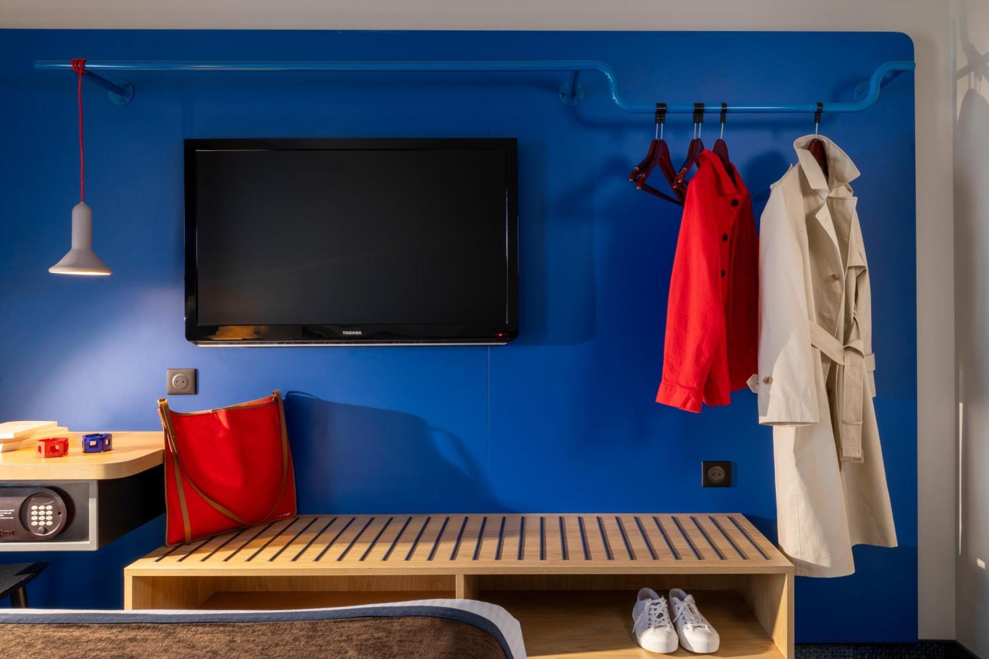 Hotel Le Bugatti Molsheim Bagian luar foto