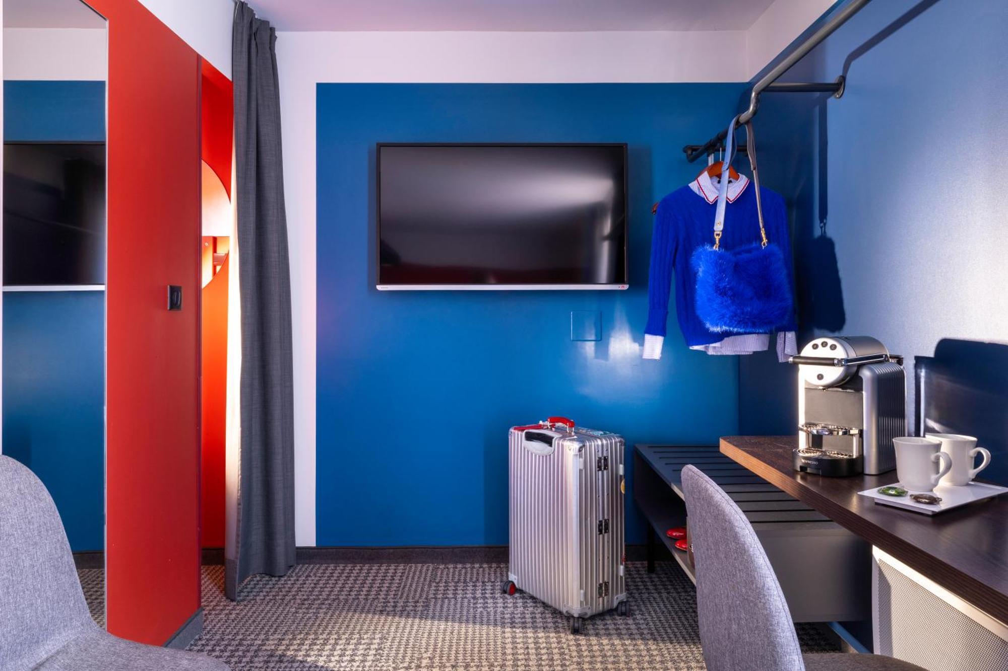 Hotel Le Bugatti Molsheim Bagian luar foto