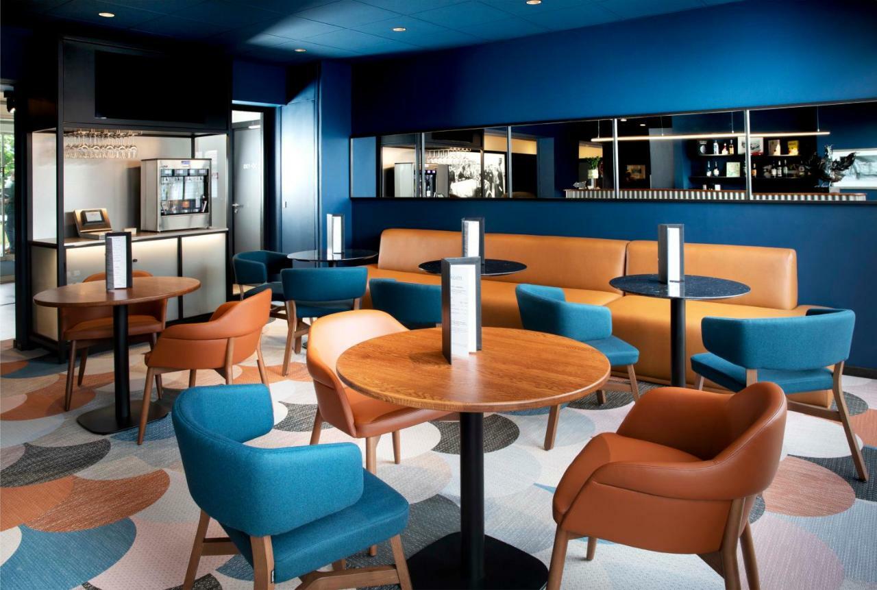 Hotel Le Bugatti Molsheim Bagian luar foto