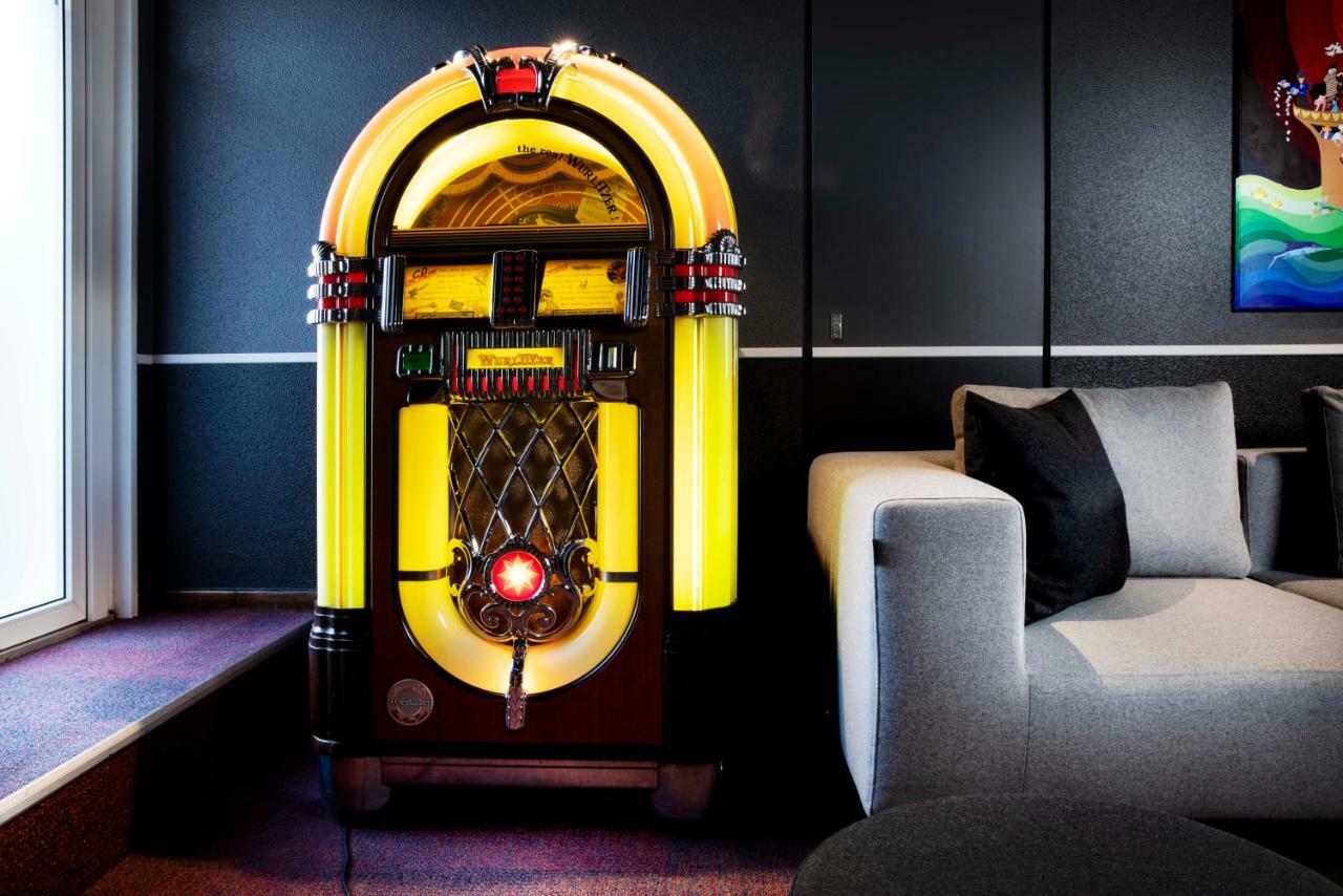 Hotel Le Bugatti Molsheim Bagian luar foto